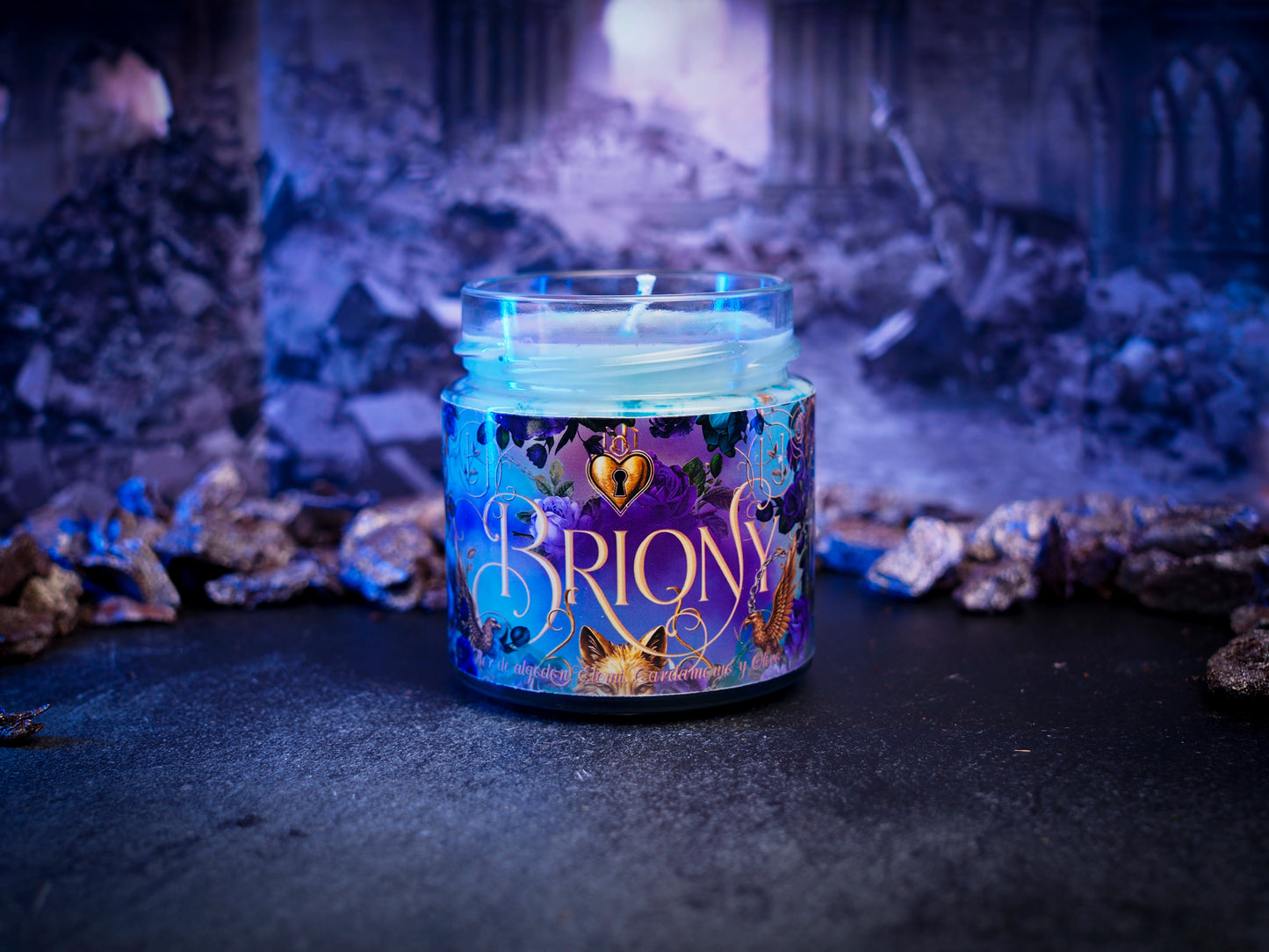Vela “Briony Rosewood" Rose in Chains - Monsters Candles ® - Velas Literarias