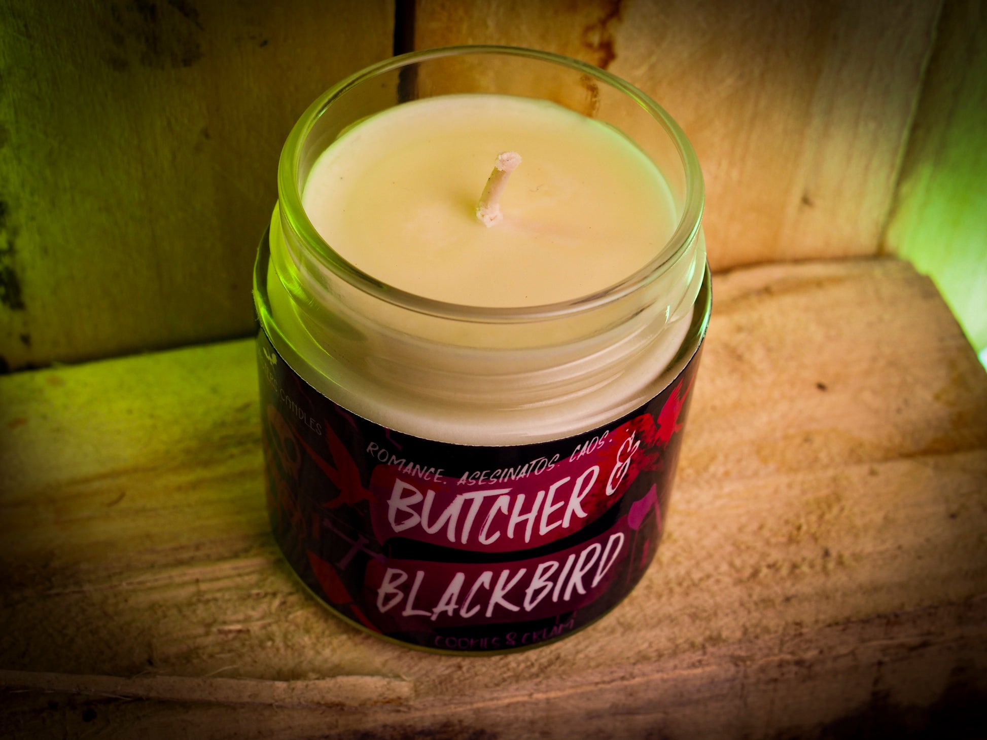 Vela Clásica “Butcher and Blackbird" Brynne Weaver - Monsters Candles ® - Velas Literarias