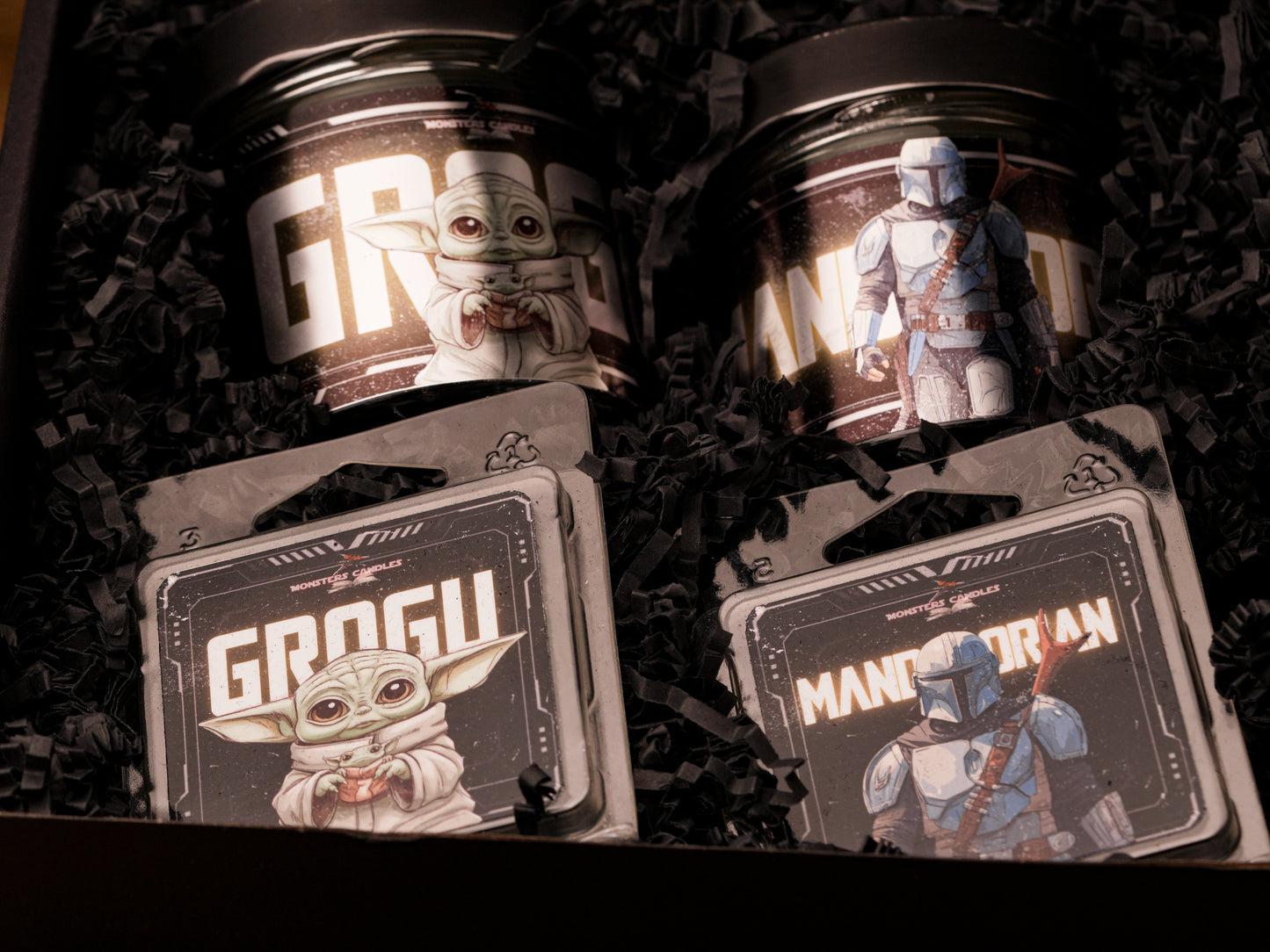 Caja Promocional "The Mandalorian & Grogu" - Ed. Limitada - Monsters Candles ® - Velas Literarias