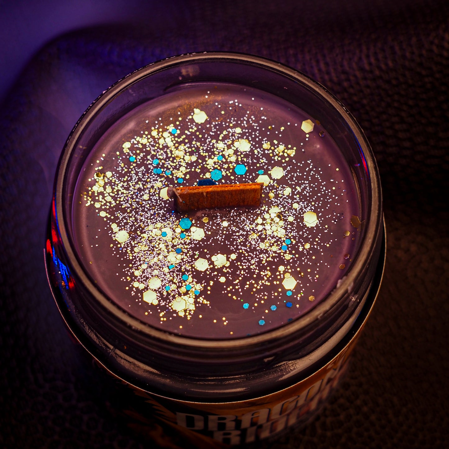 Vela "Dragon Riders" Ed. Limitada x @espadadevalkiria - Monsters Candles ® - Velas Literarias
