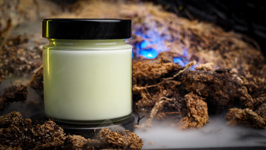 Vela Clásica “Maevyth Bronwick" Anatema - Monsters Candles ® - Velas Literarias