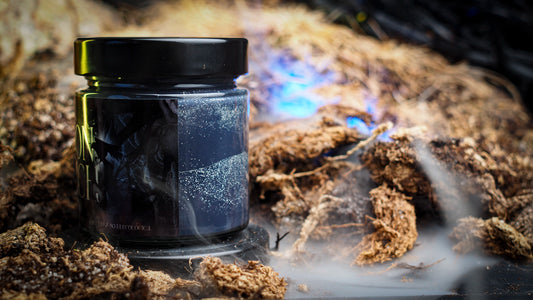 Vela “Maevyth Bronwick" Anatema - Monsters Candles ® - Velas Literarias