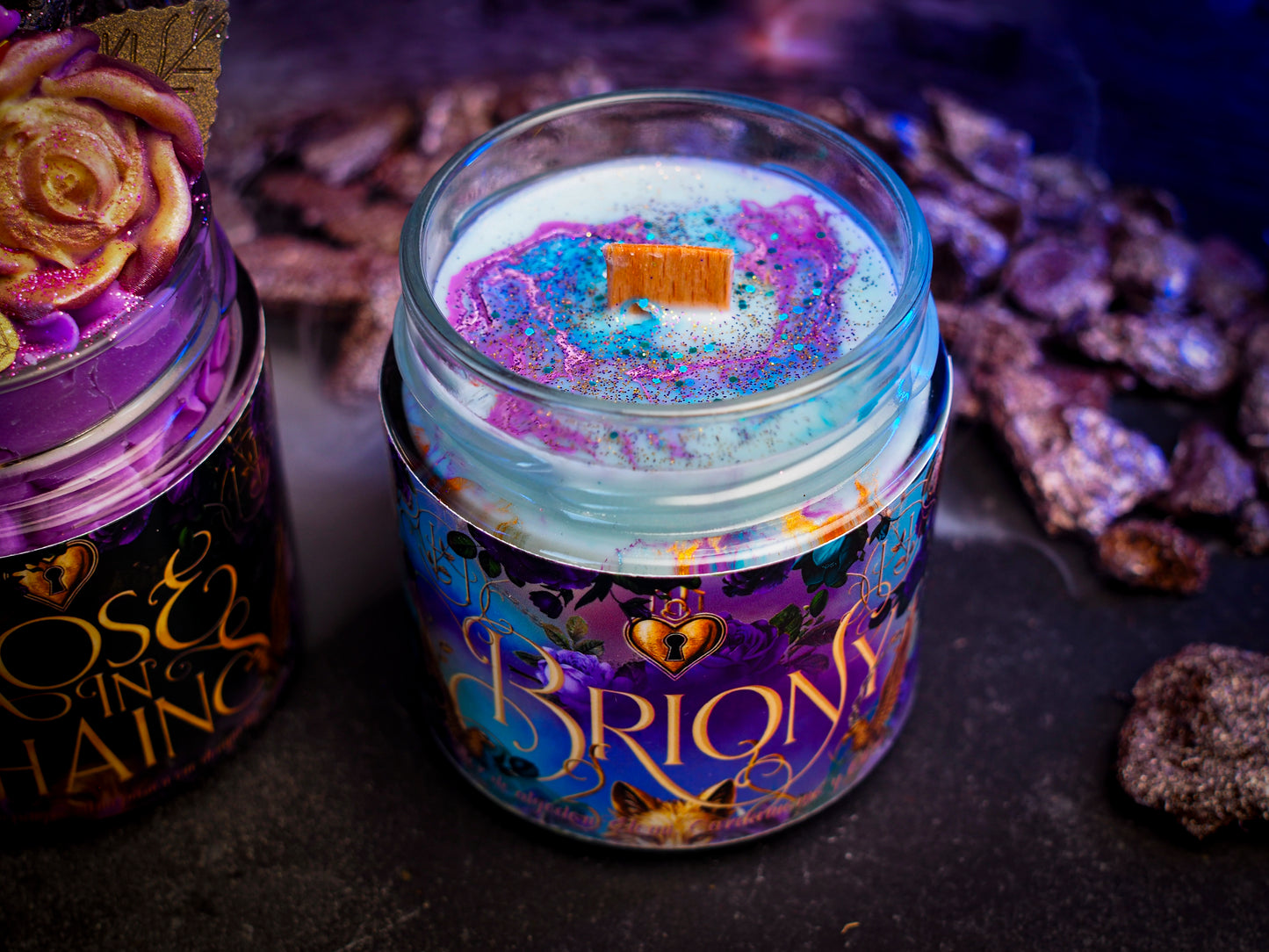 Caja Literaria "Rose in Chains" Julie Soto - Monsters Candles ® - Velas Literarias