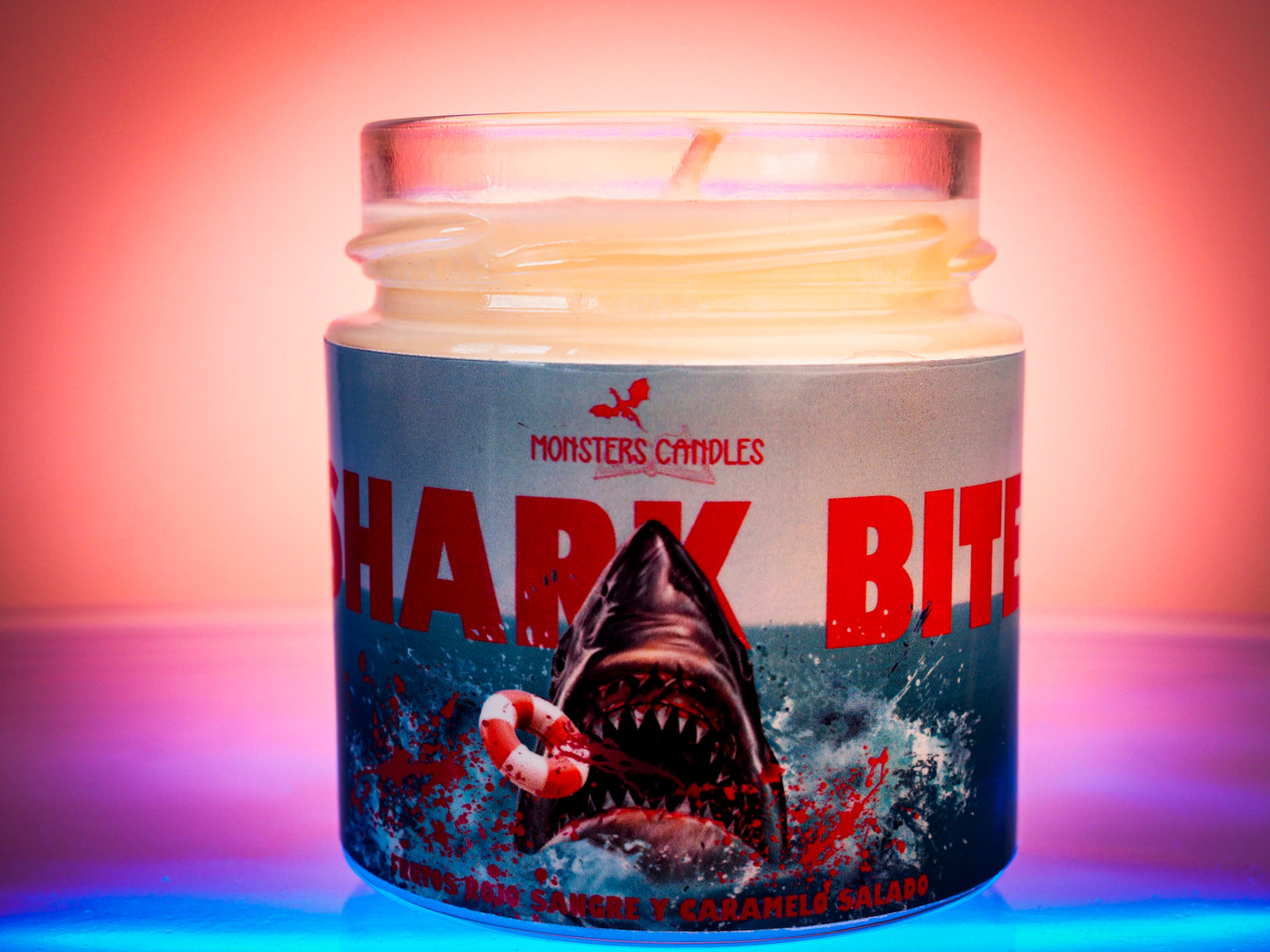 Vela Clásica “Shark Bite" - Monsters Candles ® - Velas Literarias