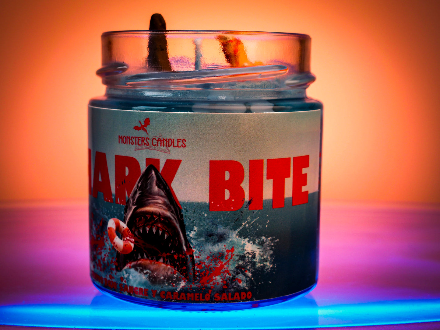 Vela "Tiburón" Ed. Coleccionista - Summer '25 | Monsters Candles ® - Velas Literarias