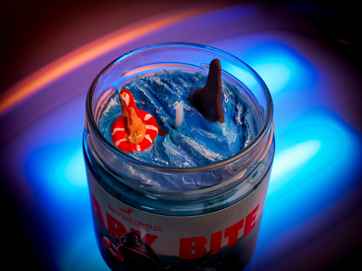 Vela "Tiburón" Ed. Coleccionista - Summer '25 | Monsters Candles ® - Velas Literarias