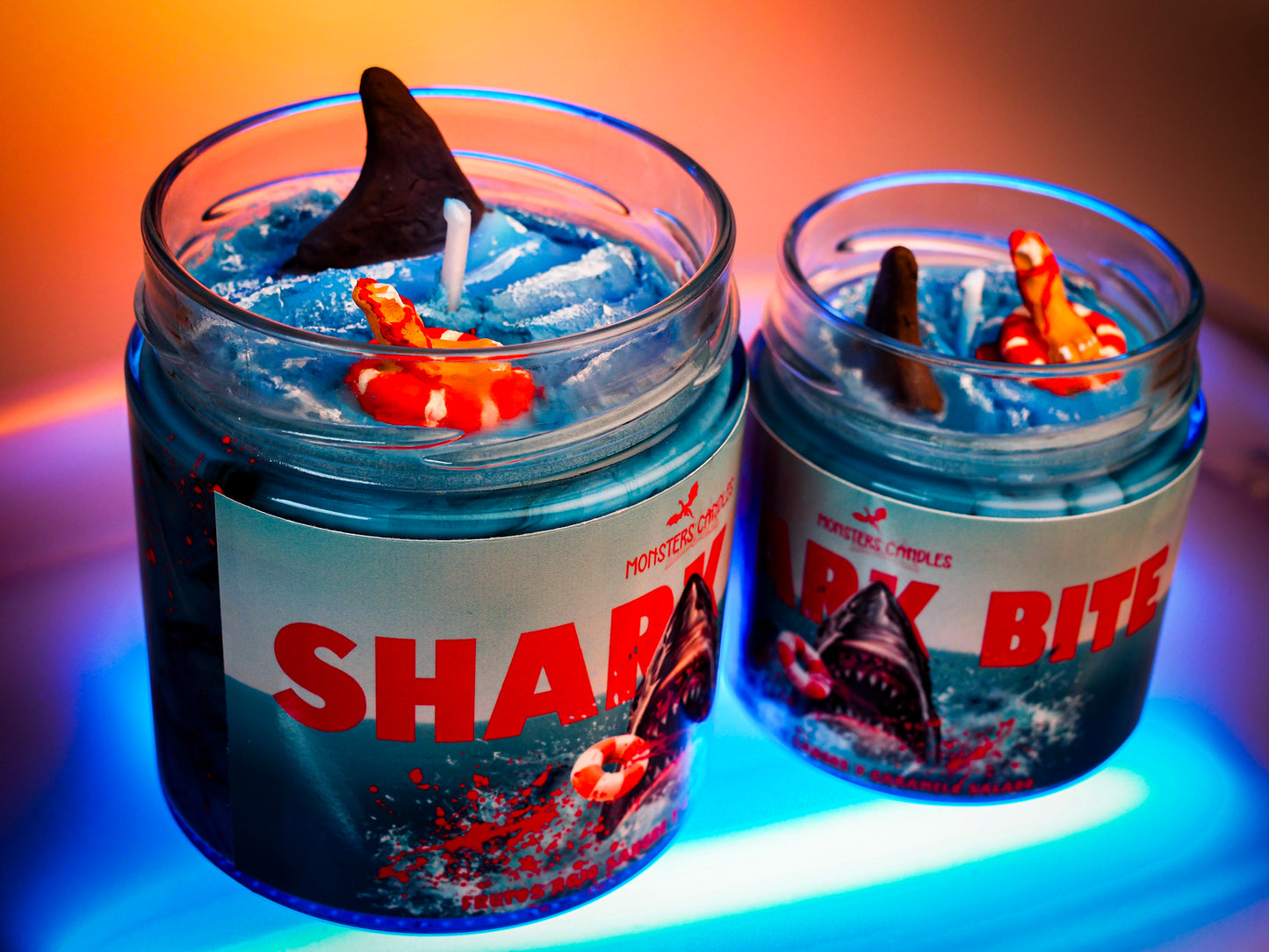 Vela "Shark Bite" Ed. Coleccionista - Summer '25 - Monsters Candles ® - Velas Literarias