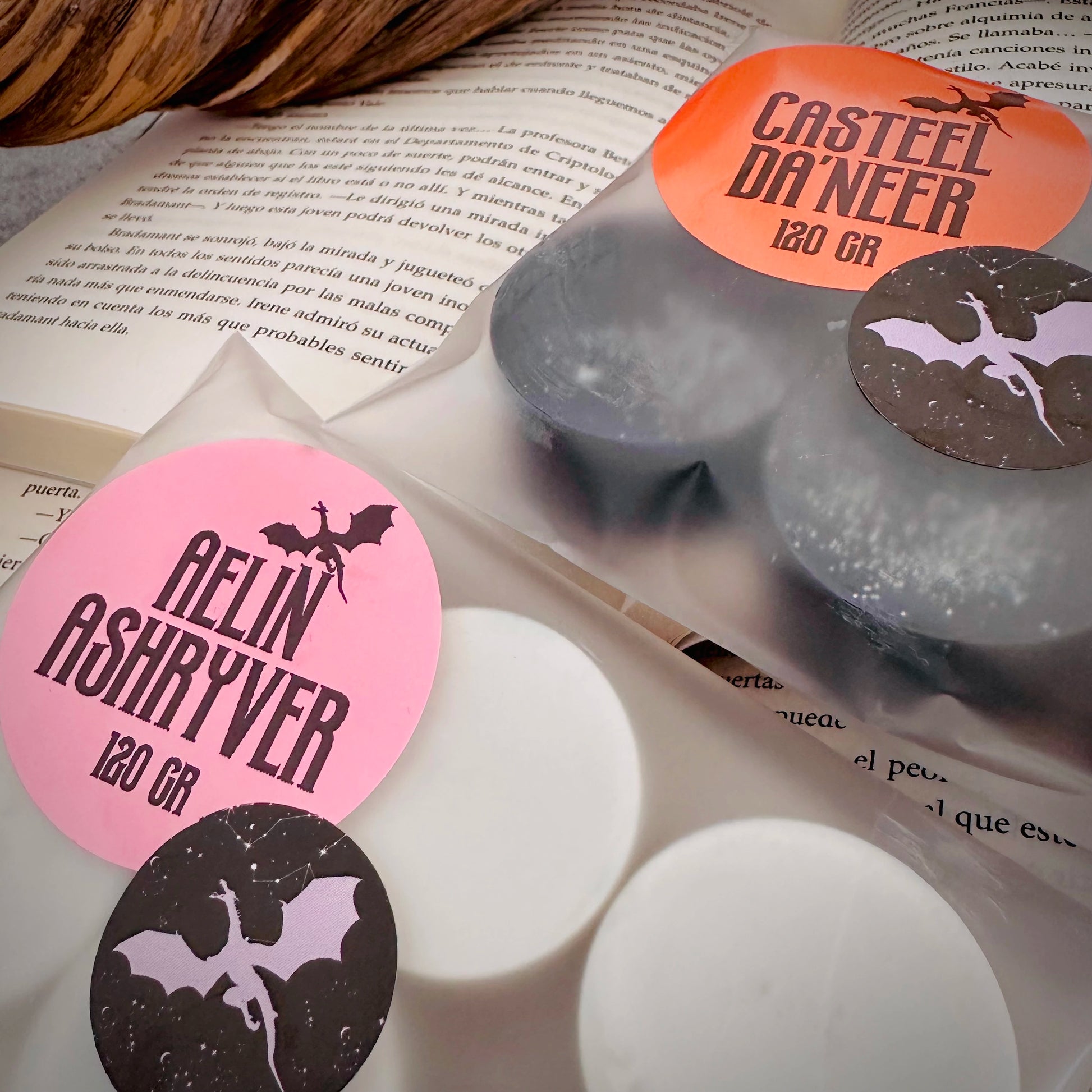 Bombones de melts "80 gr. / 120 gr. / 300 gr." - Monsters Candles ® - Velas Literarias artesanas de soja 100% ecológica