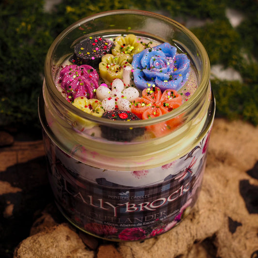 Vela "Lallybroch" Outlander | Monsters Candles ®