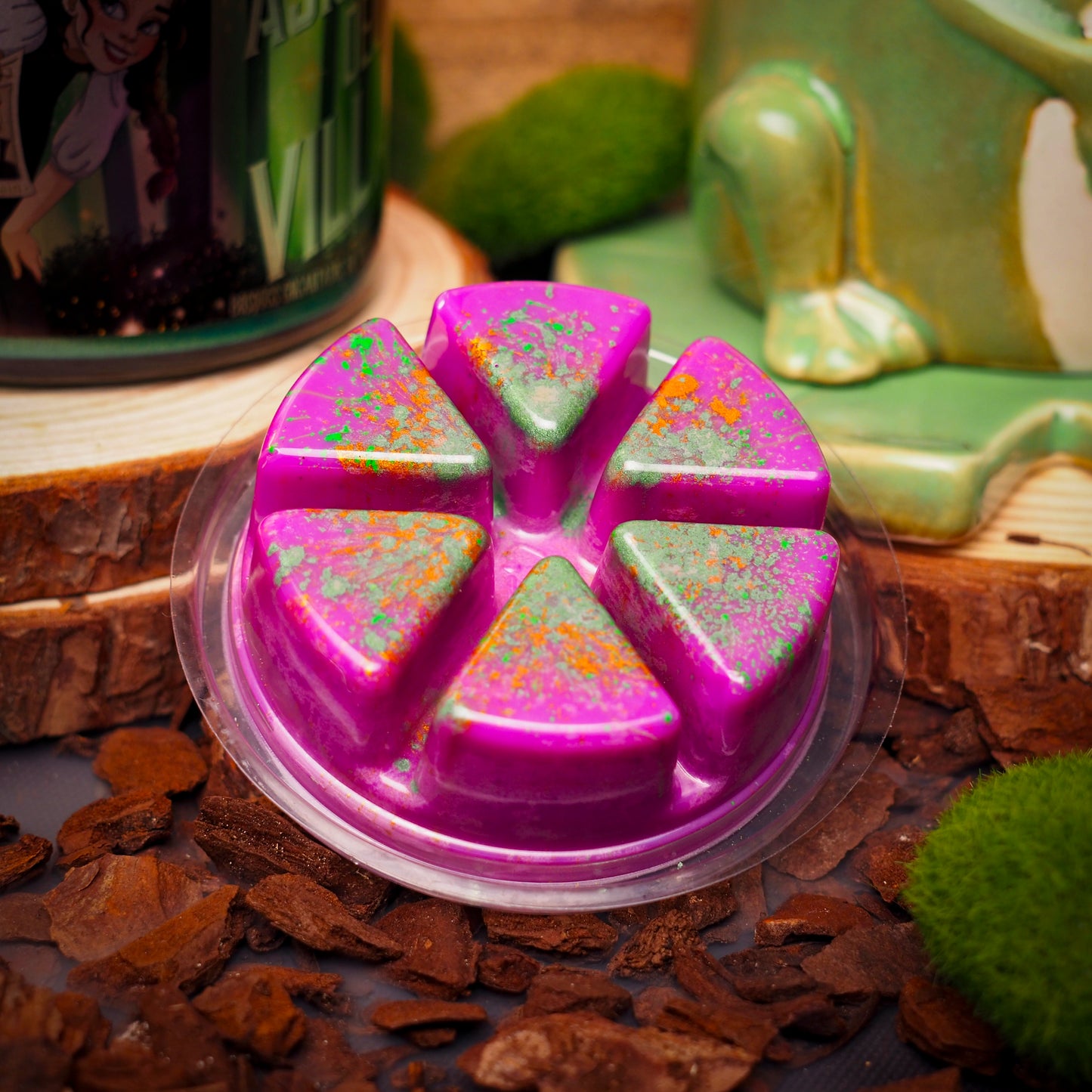 Caja Literaria “Asistente del Villano” x @en_ana_29 - Monsters Candles ® - Velas Literarias