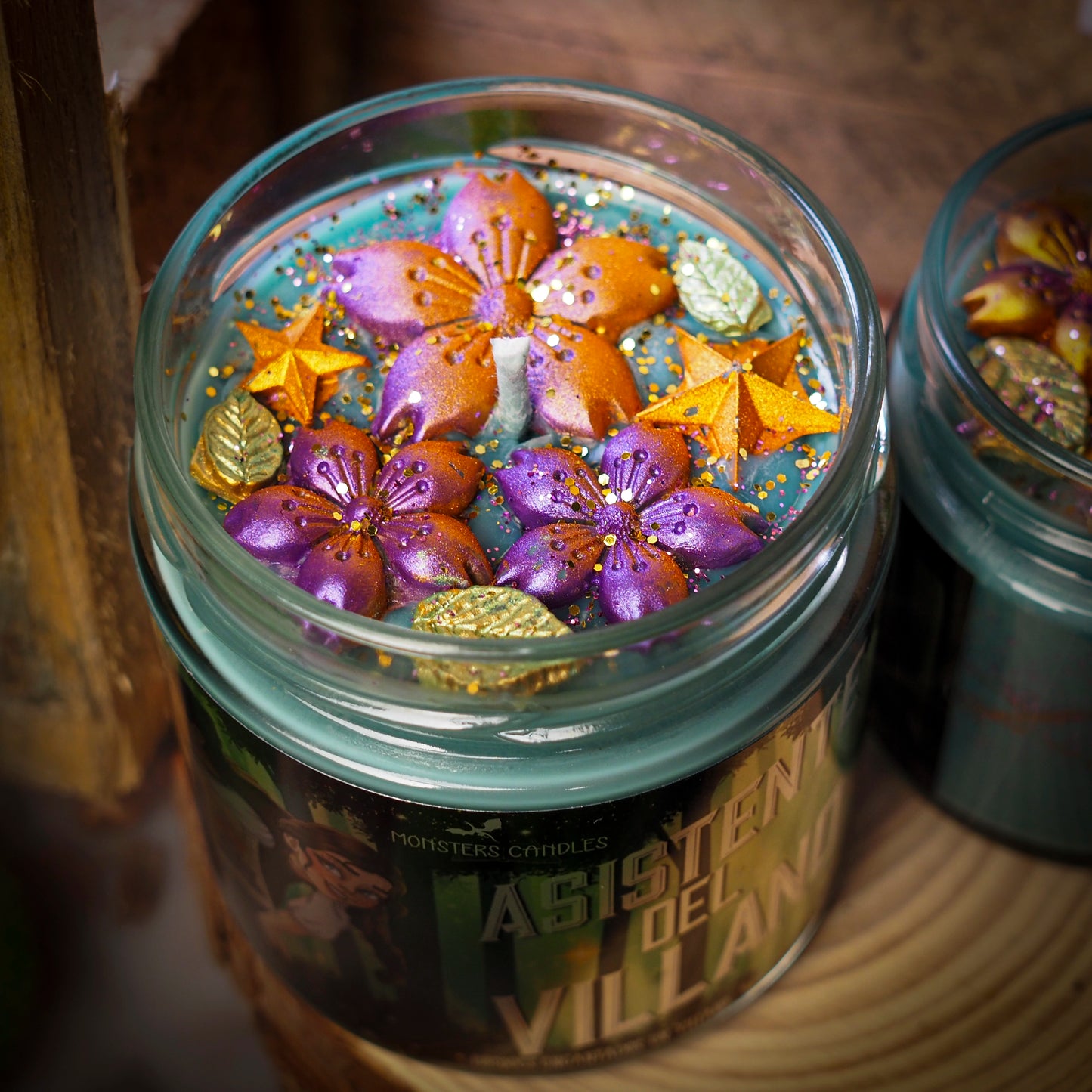 Vela "Asistente del Villano" x @en_ana_29 - Monsters Candles ® - Velas Literarias