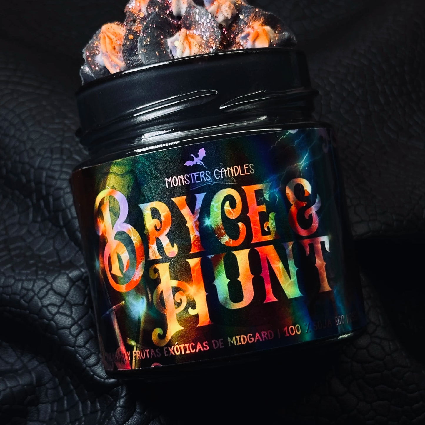 Vela "Bryce y Hunt" Colección Parejas de la literatura - Monsters Candles ® - Velas Literarias artesanas de soja 100% ecológica