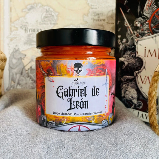 Vela “Gabriel de León” El Imperio del Vampiro - Monsters Candles ® - Velas Literarias artesanas de soja 100% ecológica