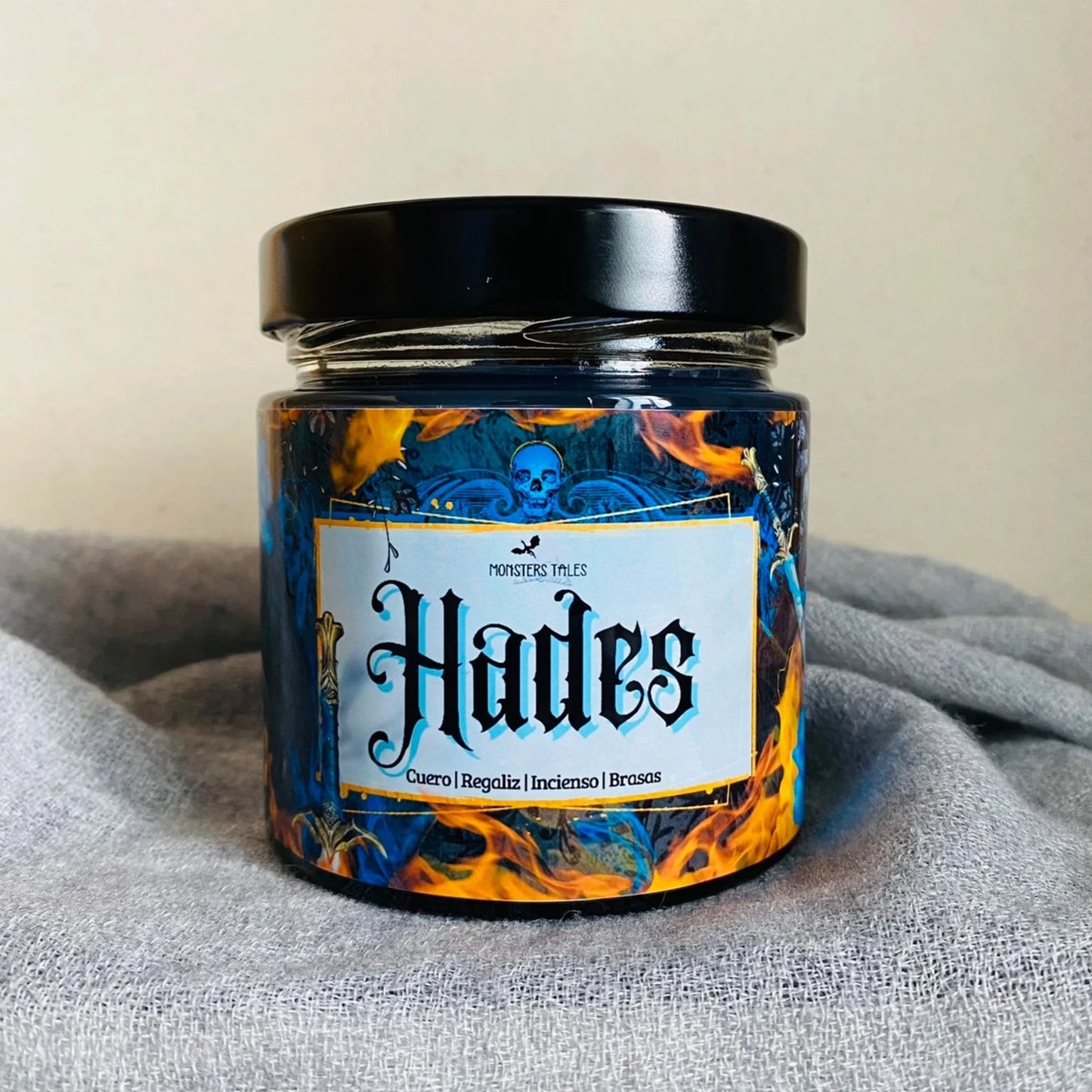 Vela literaria Hades La Caricia de la Oscuridad