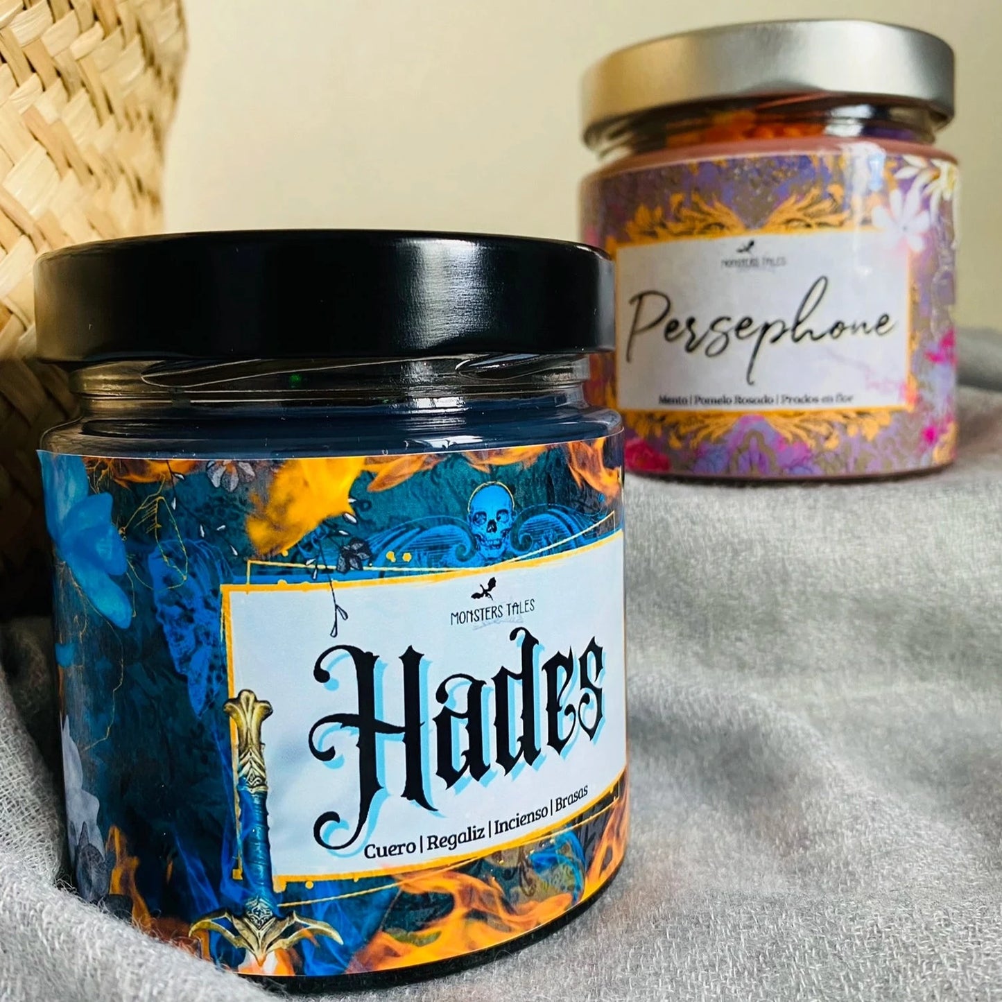 Vela literaria Hades La Caricia de la Oscuridad