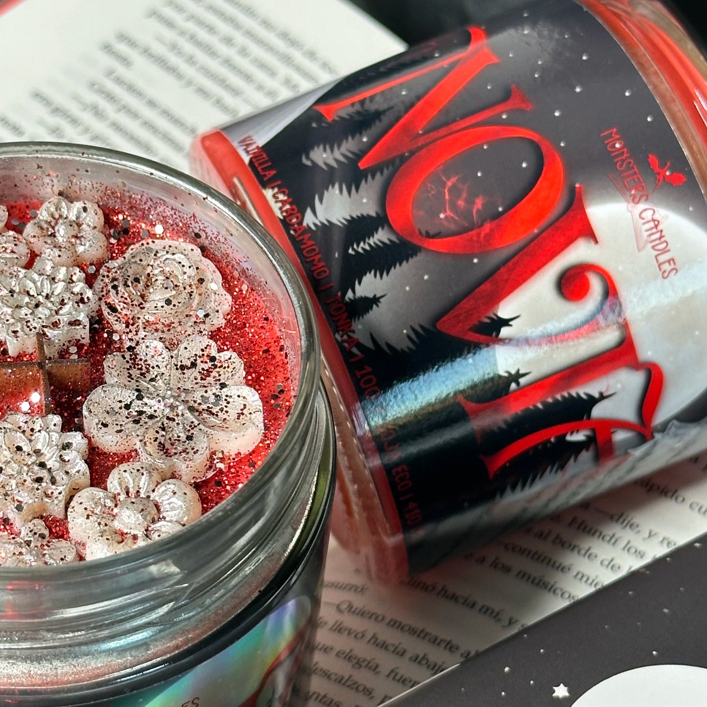 Vela "Novia" Ali Hazelwood - Monsters Candles ® - Velas Literarias artesanas de soja 100% ecológica