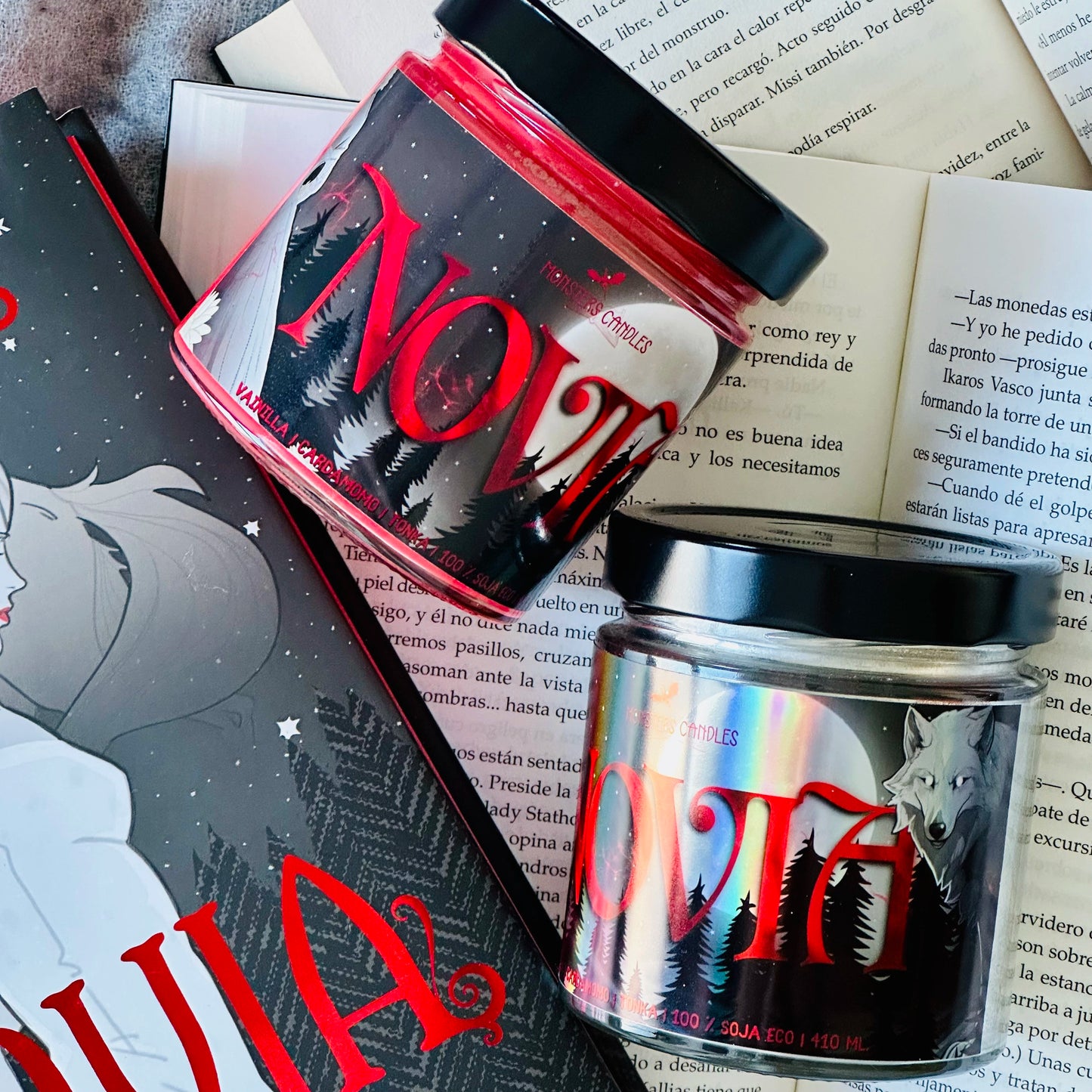 Vela "Novia" Ali Hazelwood - Monsters Candles ® - Velas Literarias artesanas de soja 100% ecológica