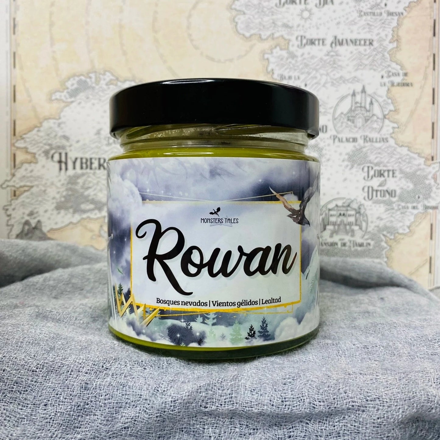 Vela “Rowan Whitethorn” Trono de Cristal - Monsters Candles ® - Velas Literarias artesanas de soja 100% ecológica