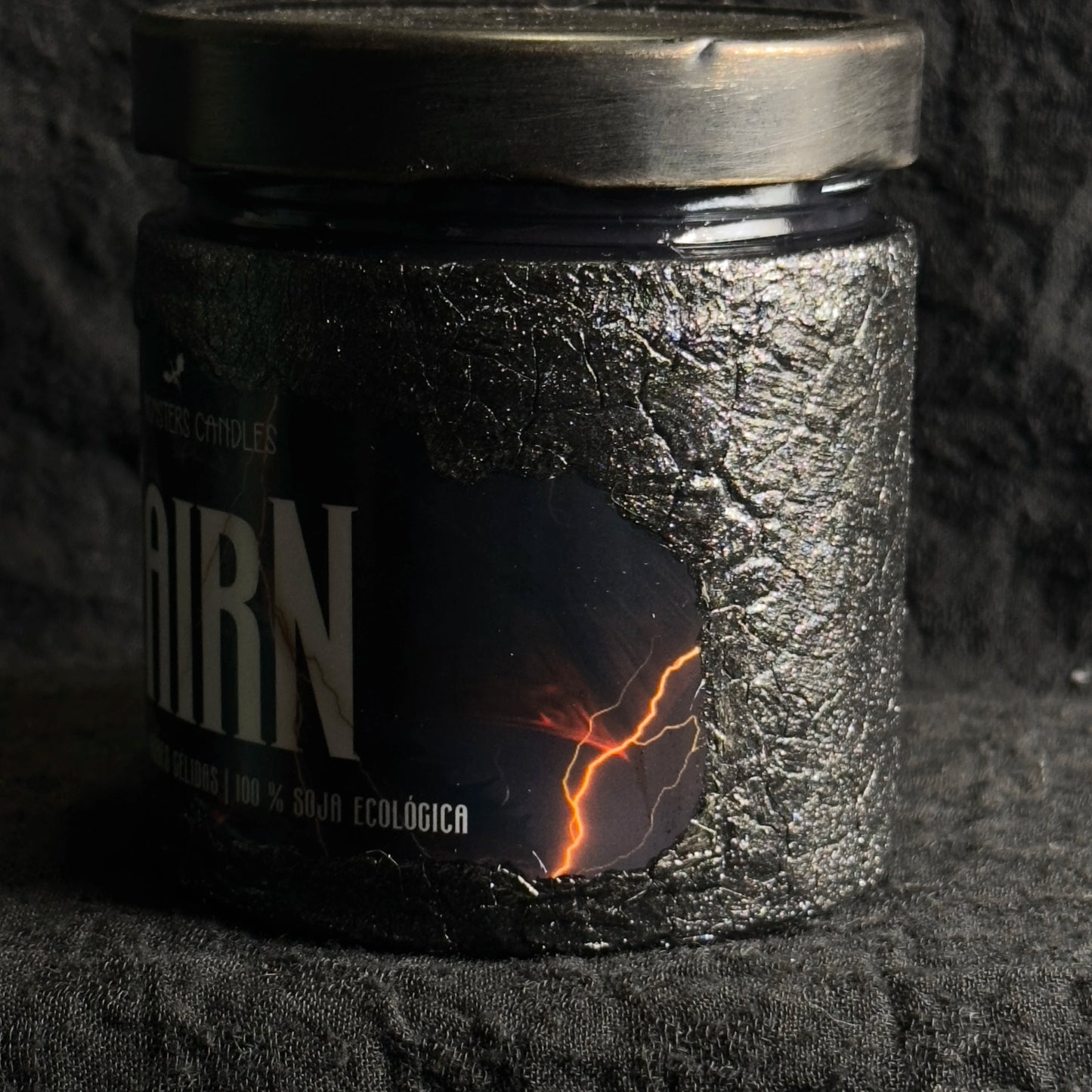 Vela "Tairn" Fourth Wing / Alas de Sangre - Monsters Candles ® - Velas Literarias artesanas de soja 100% ecológica