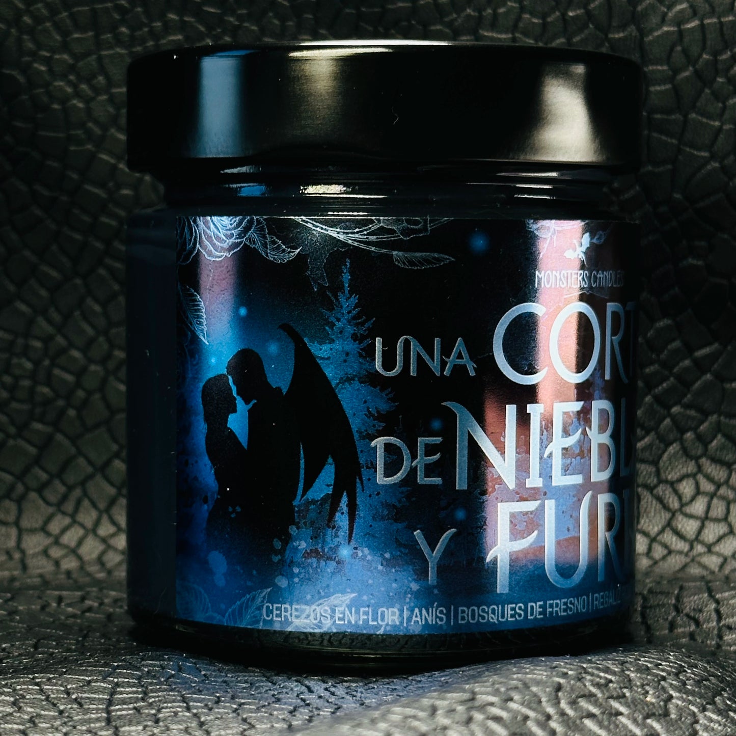 Vela "Una Corte de Niebla y Furia” Edición Exclusiva - Monsters Candles ® - Velas Literarias artesanas de soja 100% ecológica