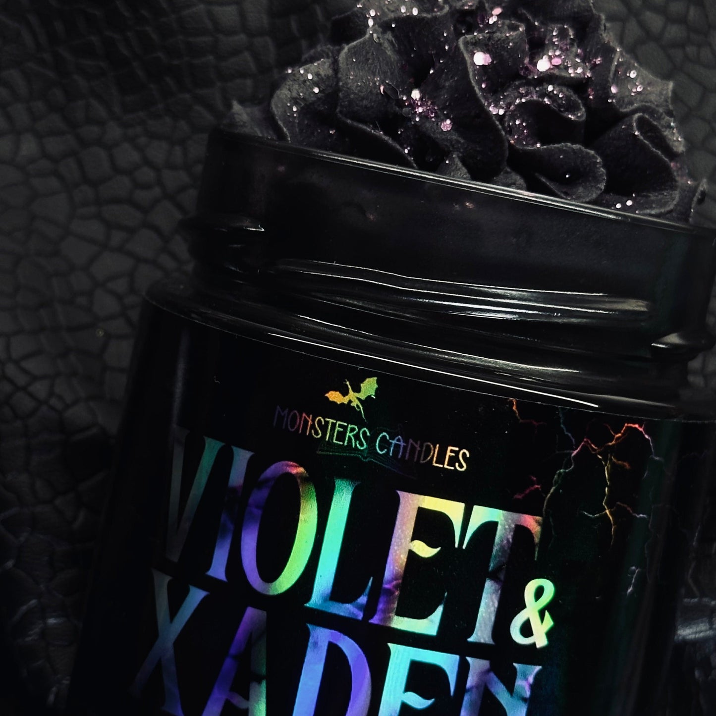 Vela "Violet y Xaden" Saga Empíreo | Monsters Candles ® - Velas Literarias