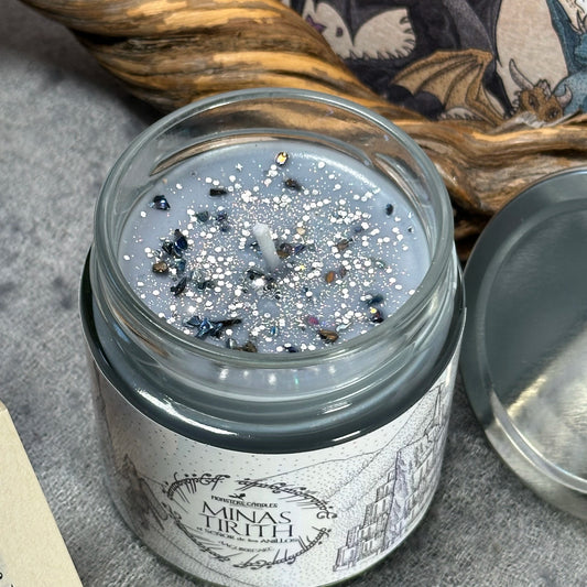 "The Shire" Candle – The Lord of the Rings x @aaguirreart
