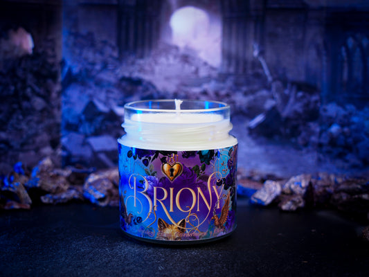 Vela Clásica “Briony Rosewood" Rose in Chains - Monsters Candles ® - Velas Literarias