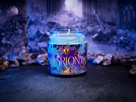 Vela “Briony Rosewood" Rose in Chains - Monsters Candles ® - Velas Literarias