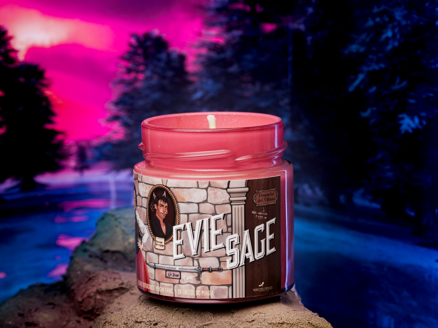 Vela "Evie Sage" Asistente del Villano