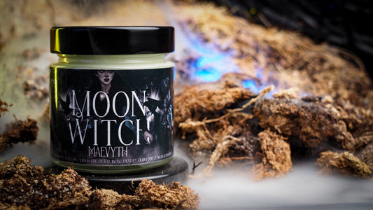 Vela Clásica “Maevyth Bronwick" Anatema - Monsters Candles ® - Velas Literarias