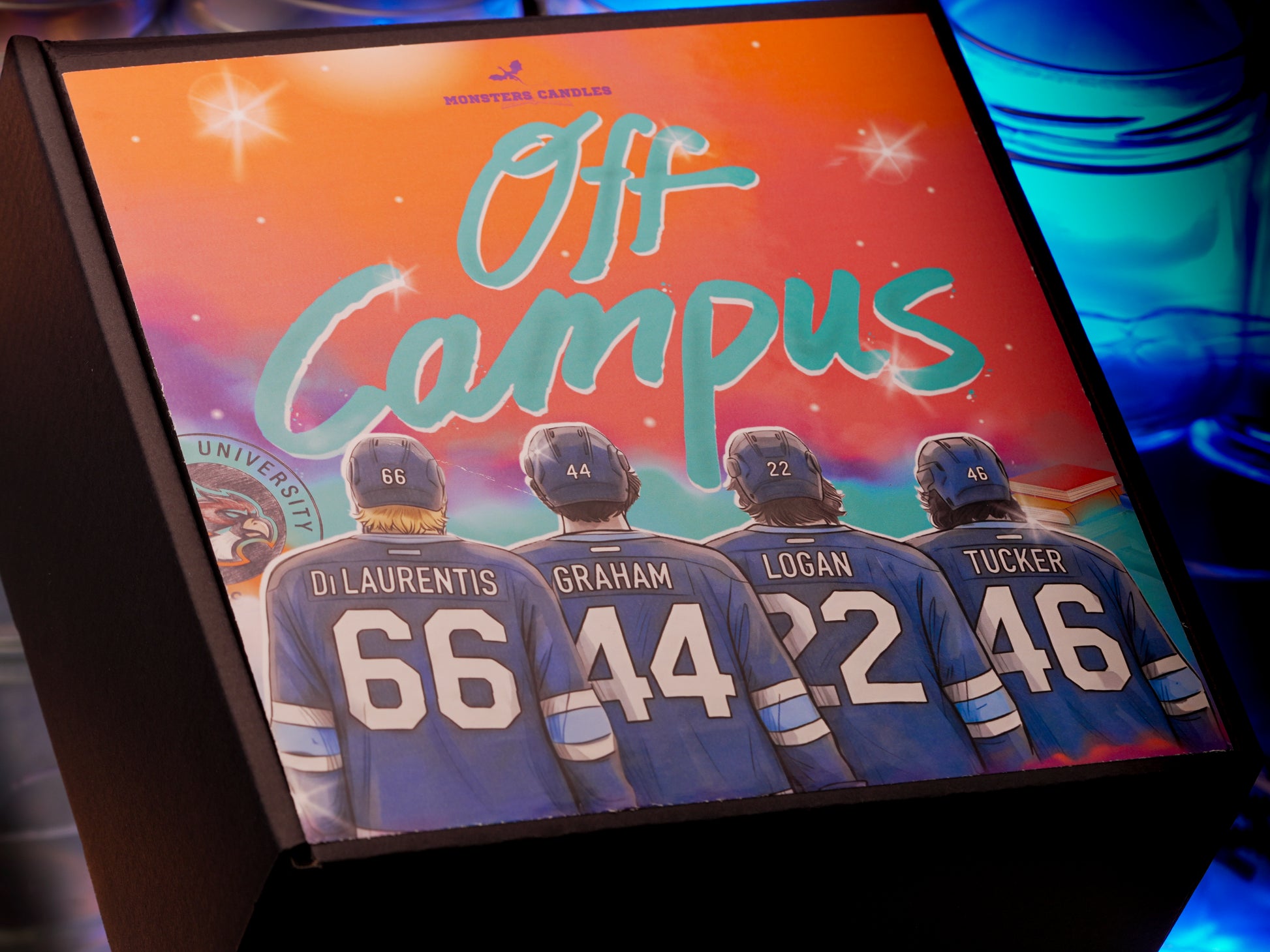 Caja Literaria "Off Campus" - Monsters Candles ® - Velas Literarias