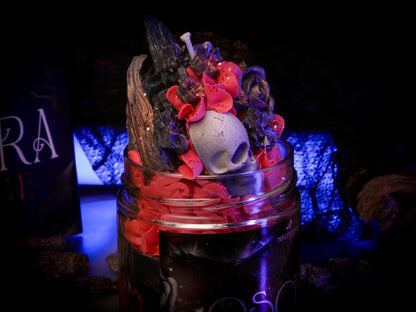 Vela "Oscura" Anatema de Keri Lake - Edición Artística - Monsters Candles ® - Velas Literarias