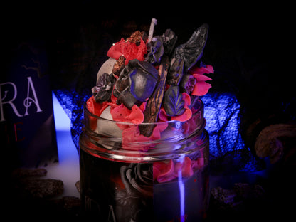 Vela "Oscura" Anatema de Keri Lake - Edición Artística - Monsters Candles ® - Velas Literarias