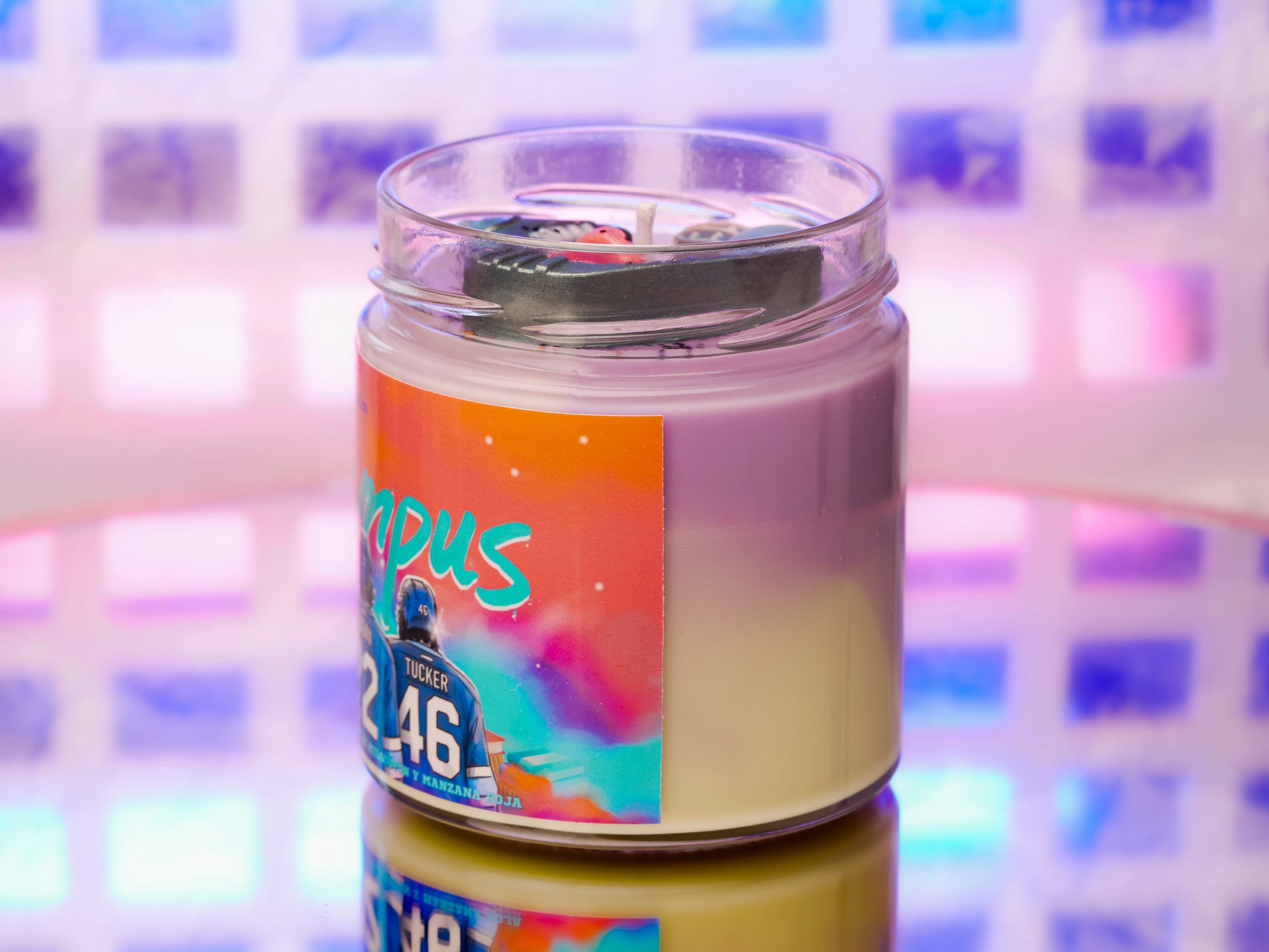 Vela "Off Campus" - Monsters Candles ® - Velas Literarias