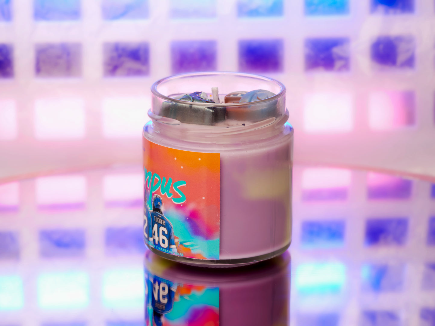 Vela "Off Campus" - Monsters Candles ® - Velas Literarias