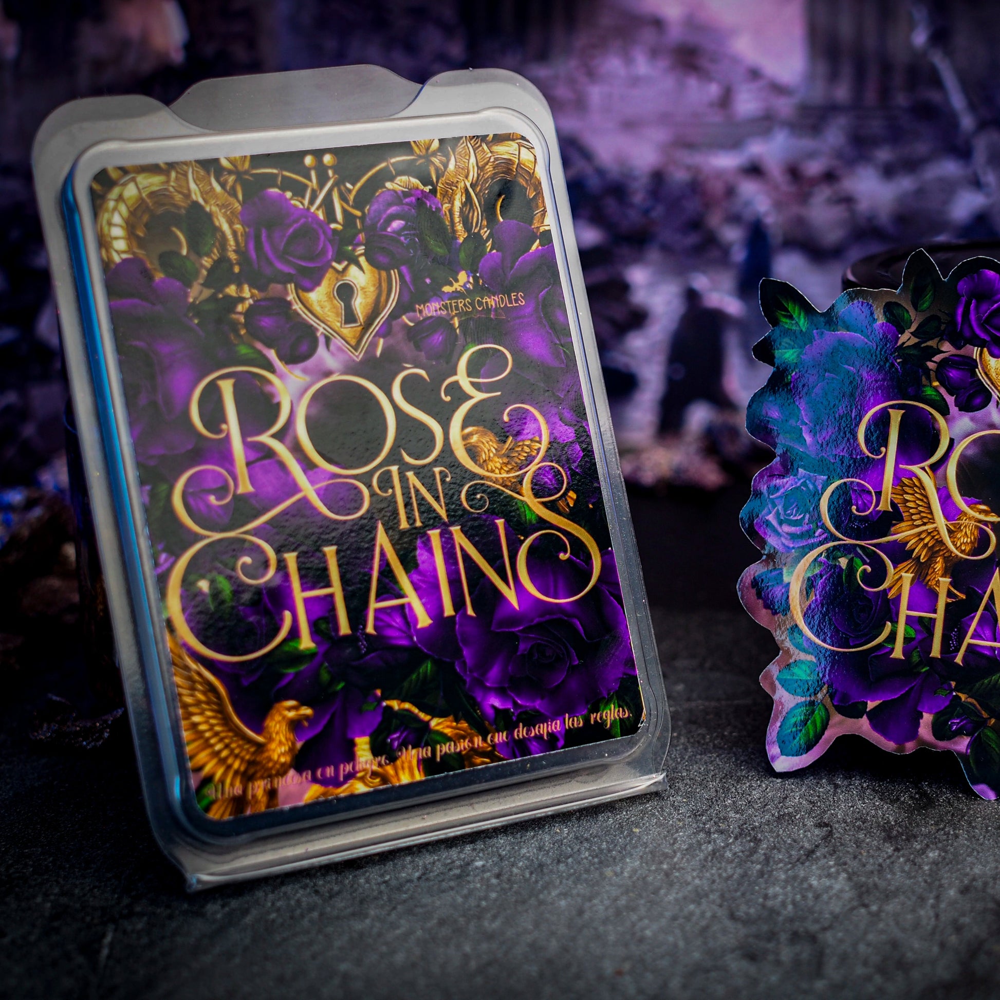 Melts Rose in Chains - Monsters Candles ® - Velas Literarias