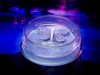 Vela “Shinobu Kocho" Kimetsu no Yaiba x @crisolcrowling - Monsters Candles ® - Velas Literarias