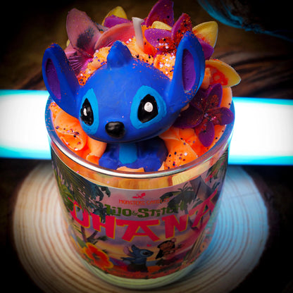 Vela "Lilo y Stitch" Ed. Limitada - VENTA FLASH | Monsters Candles ® - Velas Literarias