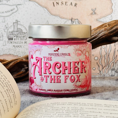 Vela “The Archer and The Fox” Érase una vez un corazón roto - Monsters Candles ® - Velas Literarias artesanas de soja 100% ecológica
