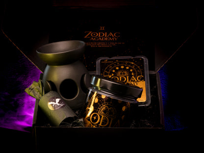 Caja Literaria "Zodiac Academy"