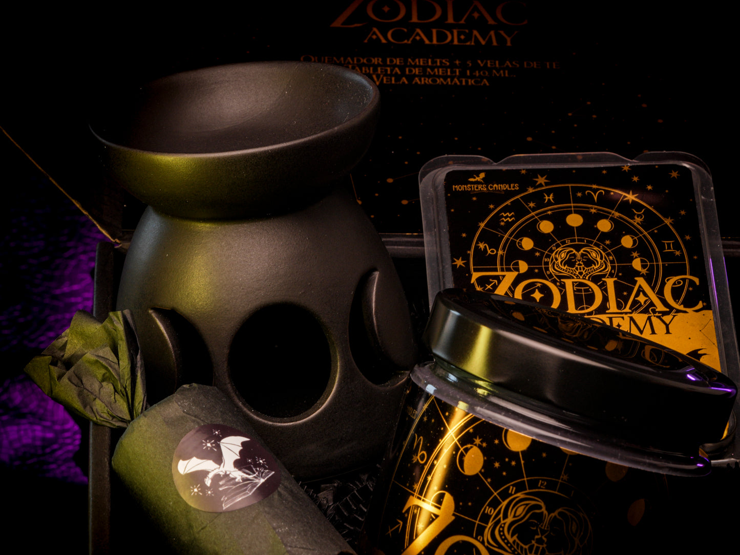 Caja Literaria "Zodiac Academy"