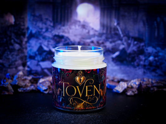 Vela Clásica “Toven Hearst" Rose in Chains - Monsters Candles ® - Velas Literarias