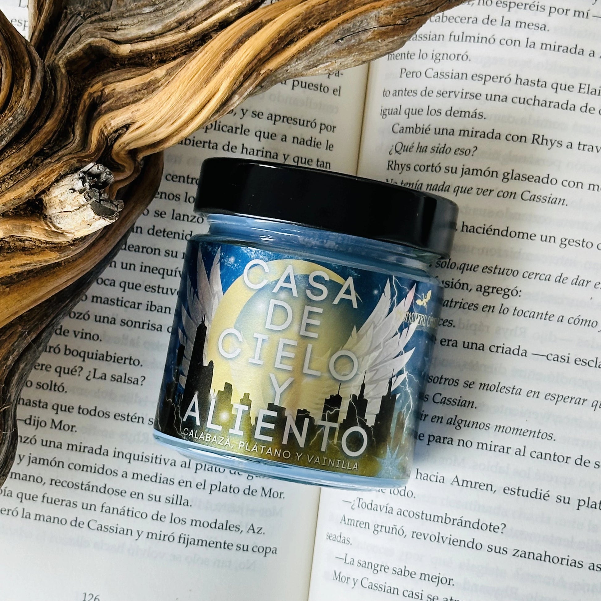 Vela "Casa de Cielo y Aliento” Edición Exclusiva - Monsters Candles ® - Velas Literarias artesanas de soja 100% ecológica