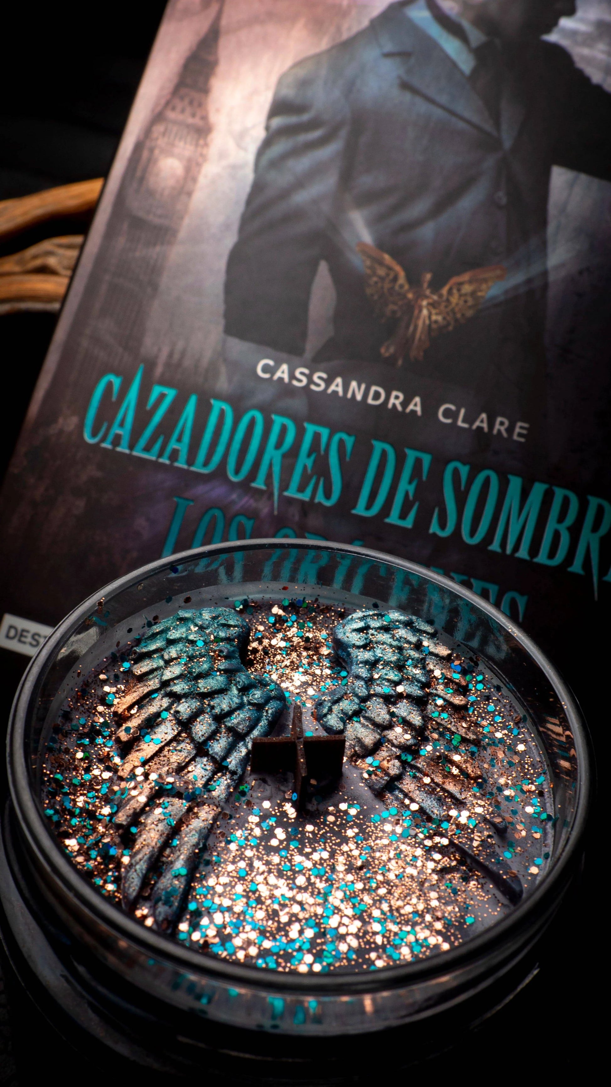 Vela “Cazadores de Sombras” | Monsters Candles ® - Velas Literarias
