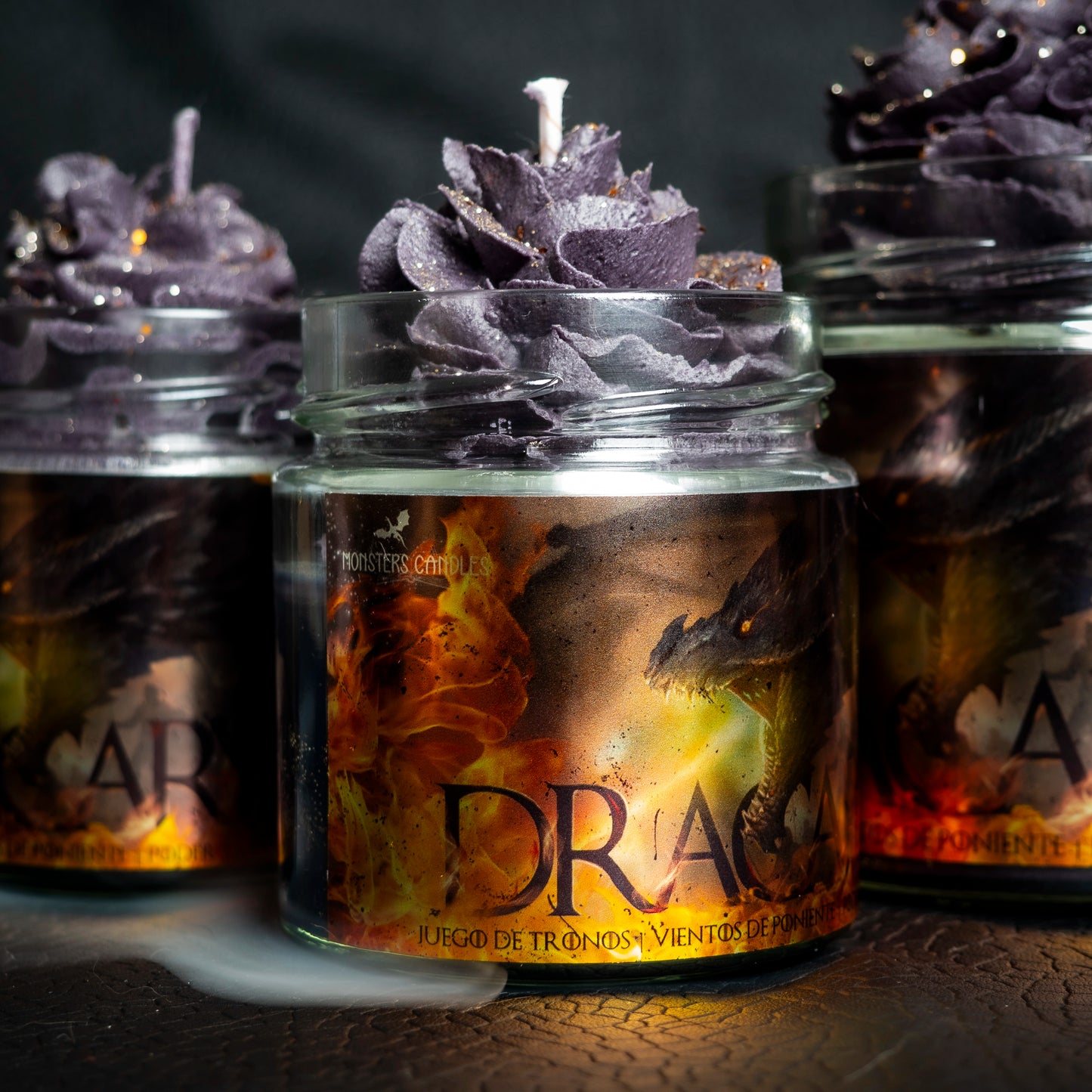 Vela “Dracarys” Juego de Tronos / Casa del Dragón - Monsters Candles ® - Velas Literarias artesanas de soja 100% ecológica