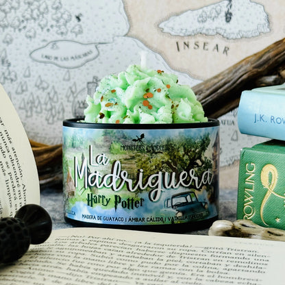 Vela “La Madriguera” Colección Harry Potter - Monsters Candles ® - Velas Literarias artesanas de soja 100% ecológica
