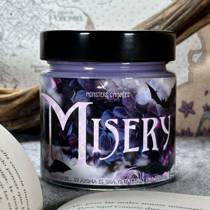 Pack Literario “Novia” Ali Hazelwood - Monsters Candles ® - Velas Literarias artesanas de soja 100% ecológica