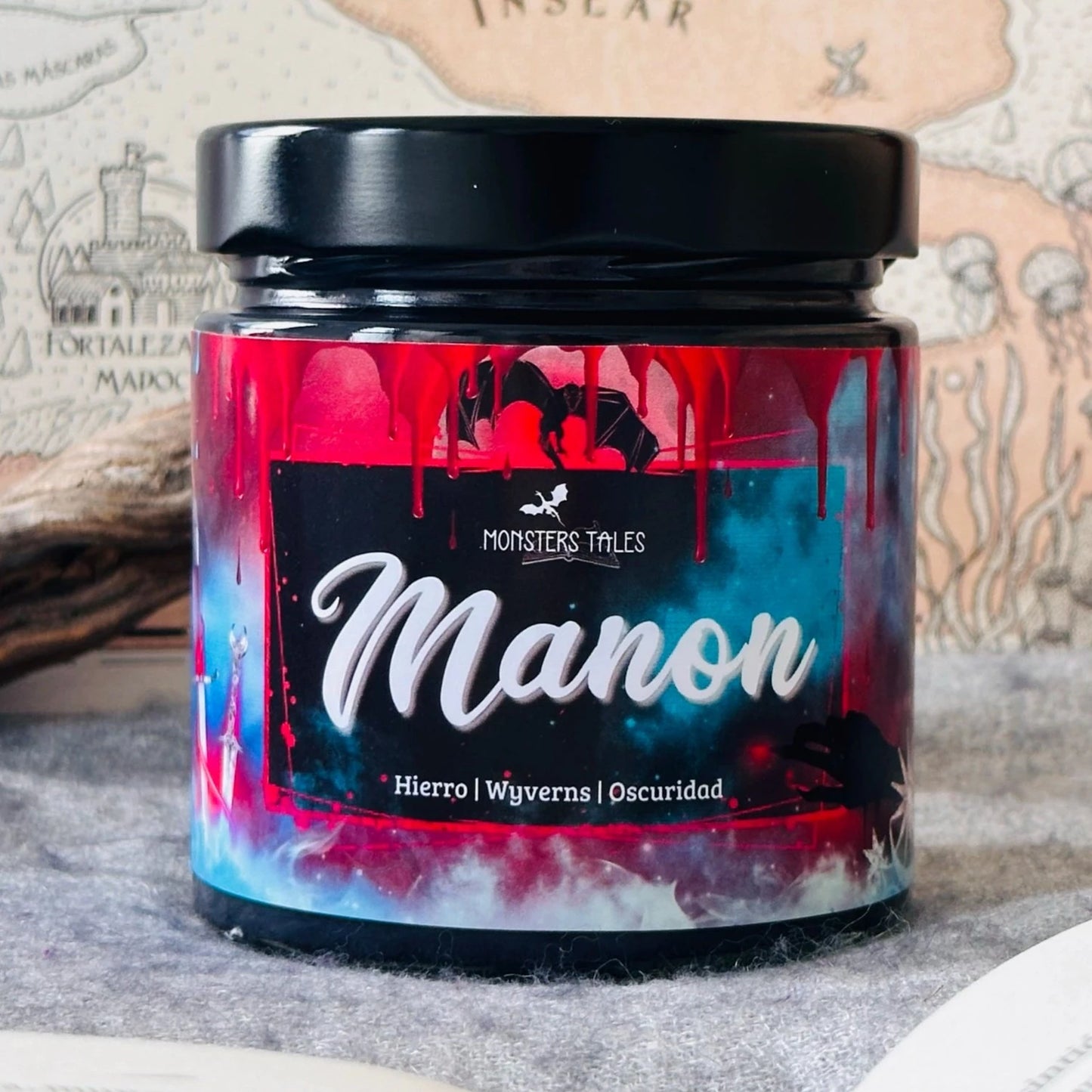 Vela “Manon Blackbeak” Trono de Cristal - Monsters Candles ® - Velas Literarias artesanas de soja 100% ecológica