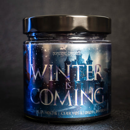 Vela "Winter is Coming" Juego de Tronos / Game of Thrones - Monsters Candles ® - Velas Literarias artesanas de soja 100% ecológica