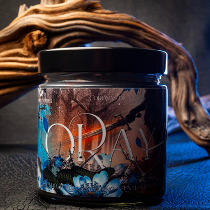  Vela “Oraya” La Serpiente y las Alas de la Noche | Monsters Candles ® - Velas Literarias